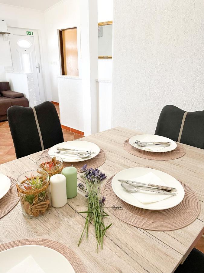Beautiful Secluded Area Near Novalja Vacation House With Pool And Sea View Villa Lara מראה חיצוני תמונה